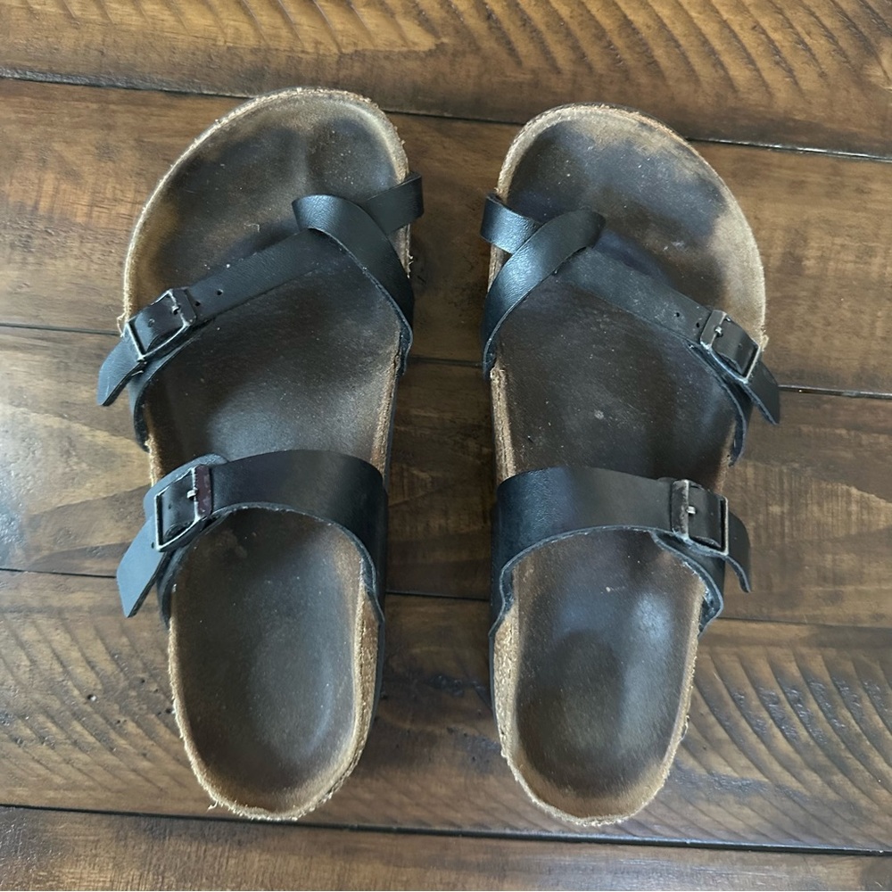 BIRKENSTOCK Mayari Sandals